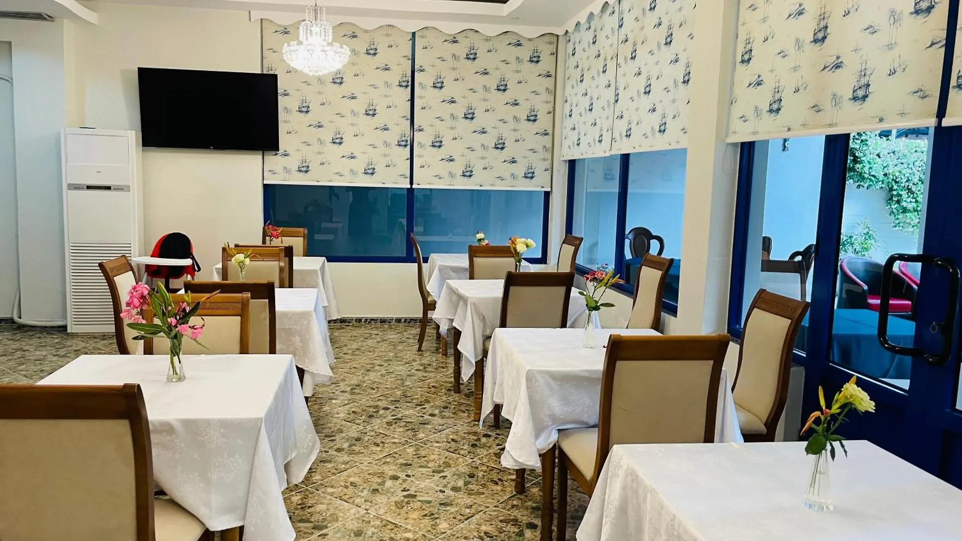 Blue Balcony Hotel Golem  Golem (Tirana)